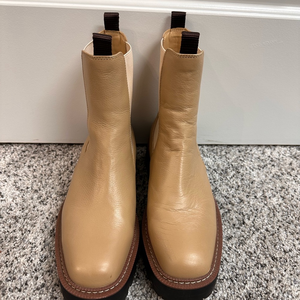 Sam Edelman Chelsea Boot - Picture 3 of 4